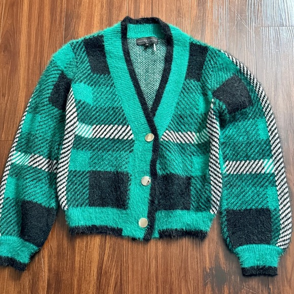 English Factory‎ Plaid Cardigan Fuzzy Knit Button Front Green Black XS - Picture 1 of 3